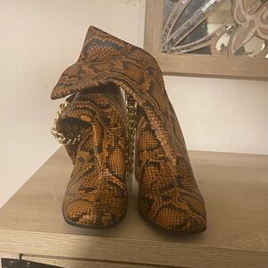 Snakeskin Patterned Women's Ankle Boots